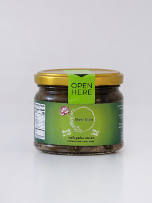 Cooked vine leaves in oil