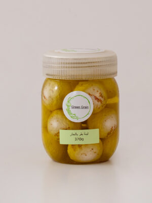 Chili labneh balls