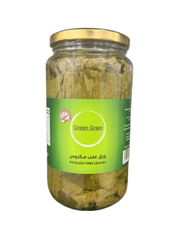 Pickled vine leaves with water